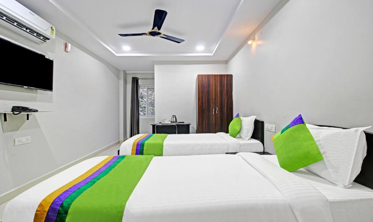 Itsy Hotels Sunrise Grand, Hitech City Hyderabad Exterior foto